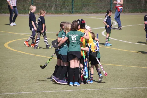 Ungeschlagener Turniersieger beim 5. Straußberg Cup 2017