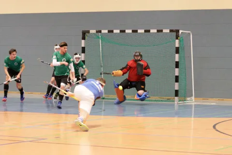 EHC marschiert Richtung Tabellenspitze