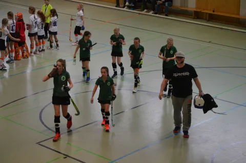 Gute Stimmung nach dem ersten Sieg im Turnier Gute Stimmung nach dem ersten Sieg im Turnier