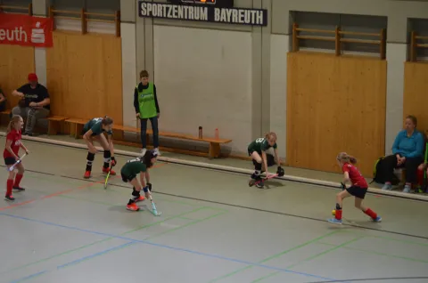 Wie da durch? Für die Spielerinnen des Suebia Aalen heute eine unbeantwortete Frage. Wie da durch? Für die Spielerinnen des Suebia Aalen heute eine unbeantwortete Frage.