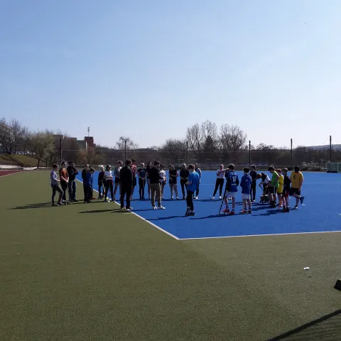 Auch das Pfeifen muss gelernt werden: 20 neue Schiedsrichter für Erfurt! Auch das Pfeifen muss gelernt werden: 20 neue Schiedsrichter für Erfurt!