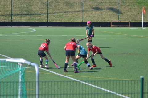 Im Spiel gegen Meerane waren dies die typischen Situationen - meistens siegen die Erfurterinnen.