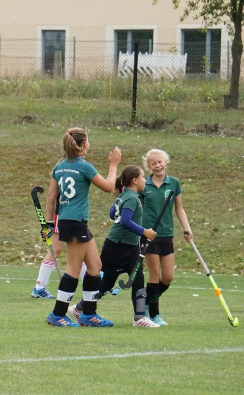 Abklatschen nach Tor