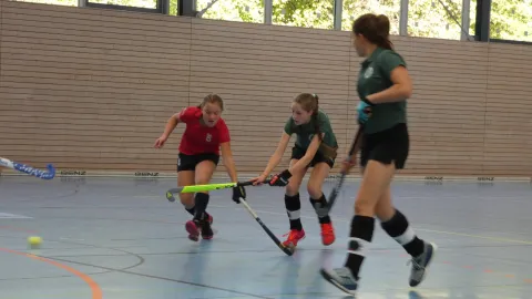 Die B-Mädchen des Erfurter Hockeyclub entführen den „Herzli-Pokal 2019“ aus Aalen Die B-Mädchen des Erfurter Hockeyclub entführen den „Herzli-Pokal 2019“ aus Aalen