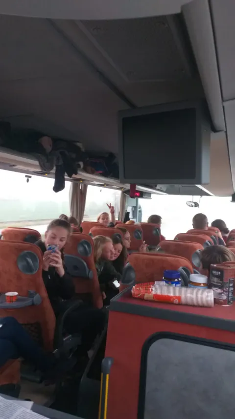 (2) Busfahrt (2) Busfahrt