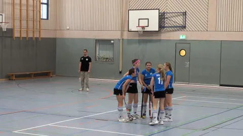 wU16 starten stark in die Hallensaison wU16 starten stark in die Hallensaison