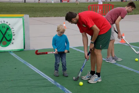 Erste Gehversuche Erste Gehversuche