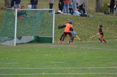 Heute hatte die Torfrau viel zu tun und zeigte ihr Können. Hier der 5. gehaltene Penalty im Spiel gegen Weimar