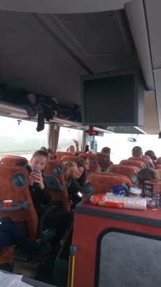 (2) Busfahrt