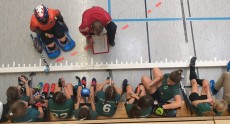 Taktikbesprechnung während der Pause bei Erfurt I