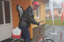 Betreuer/Trainer im Regen 3/3