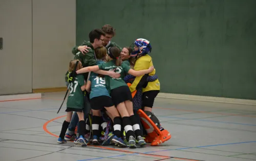 Freudentraube nach Spielschluss