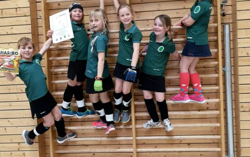 D- Mädchen nehmen Fahrt auf und gewinnen das Turnier in Jena