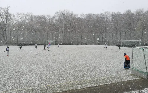 Der Erfurter Hockey Club erfolgreich beim winterlichen Straußberg Cup 2019