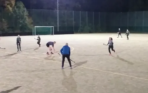 Spiel, Spaß, Hockey, Regen und Revanche!