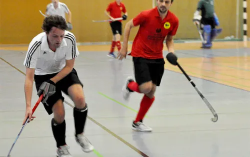 Erfurter Hockey Club im Zweikampf mit Dresden